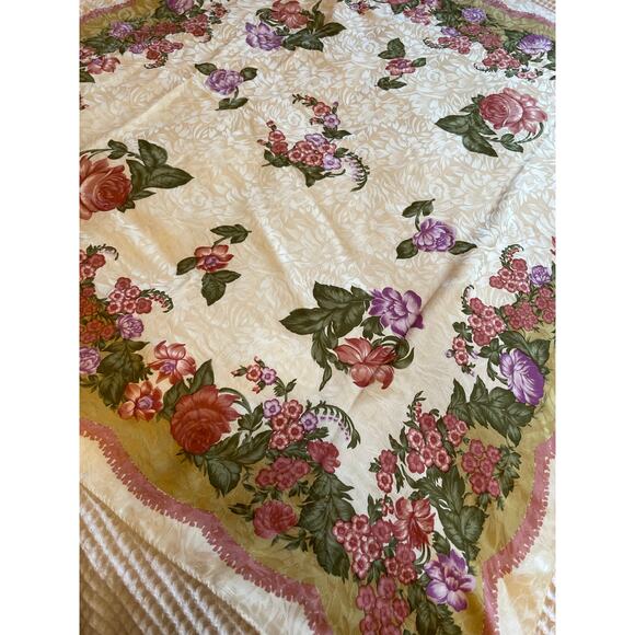 Ellen Tracy Silk Grandmacore Cottage Floral Tan Gold & Pink Square Scarf 35x34 - Picture 2 of 7